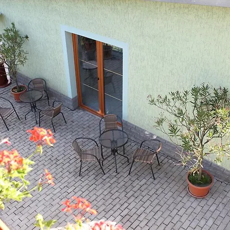 Otel Lukas