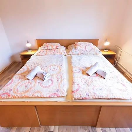 Otel Lukas Karlovy Vary