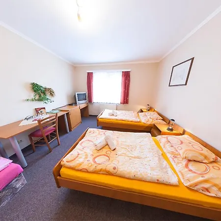 Otel Lukas Karlovy Vary
