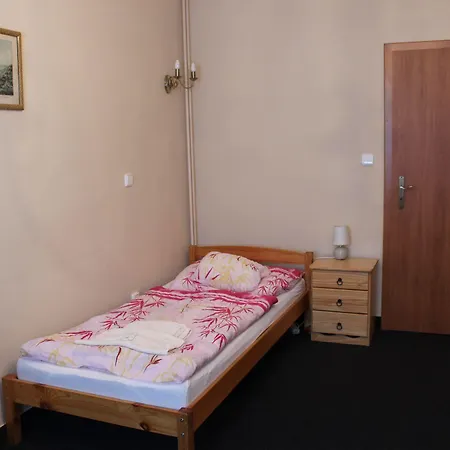 Hotel Lukas 3*